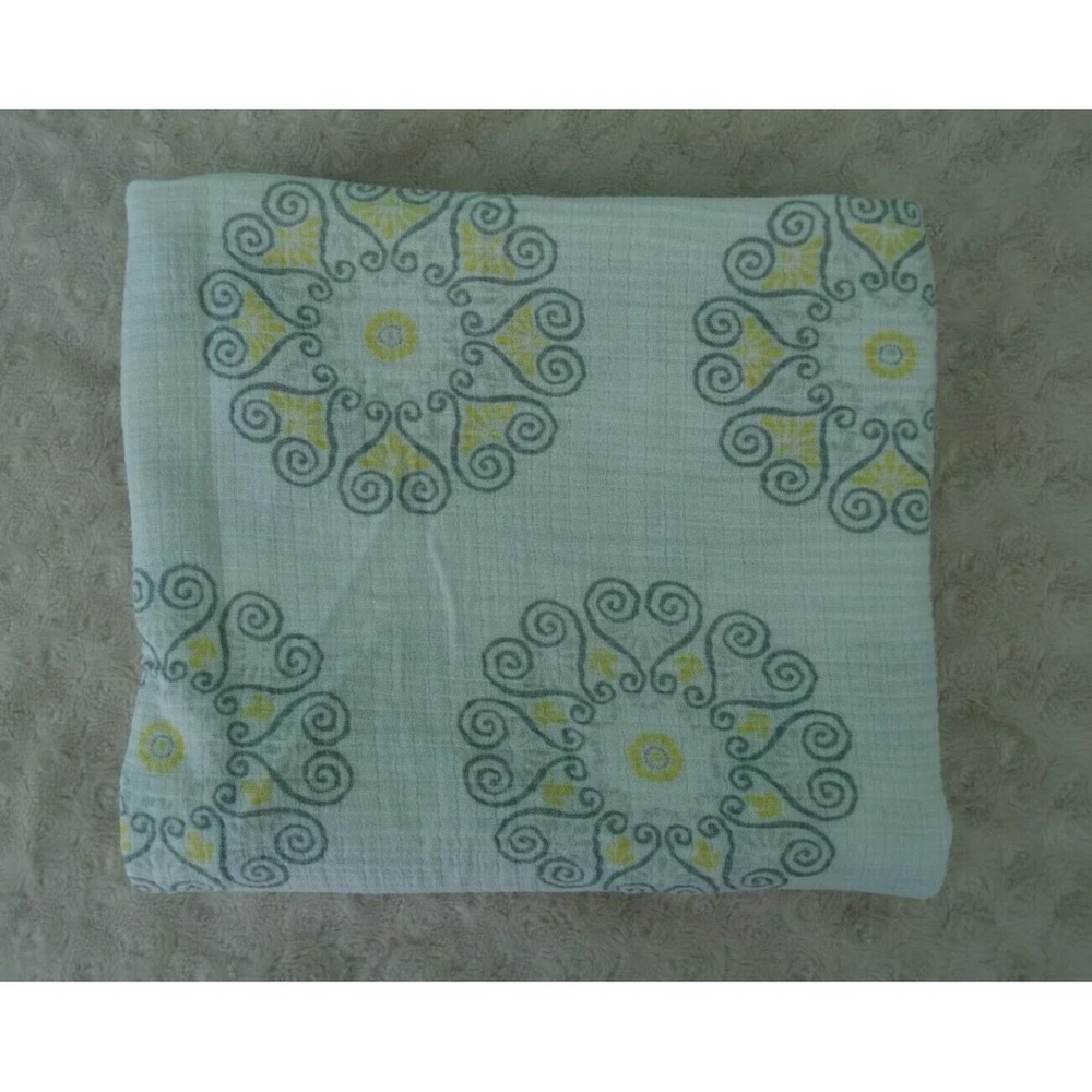Swaddle Designs Medallion Print Baby Blanket Muslin Swaddle Yellow White Gray